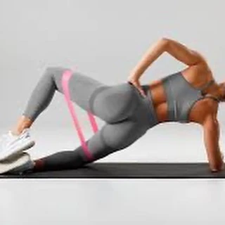 Clamshell exercise strenghtens lower limbs